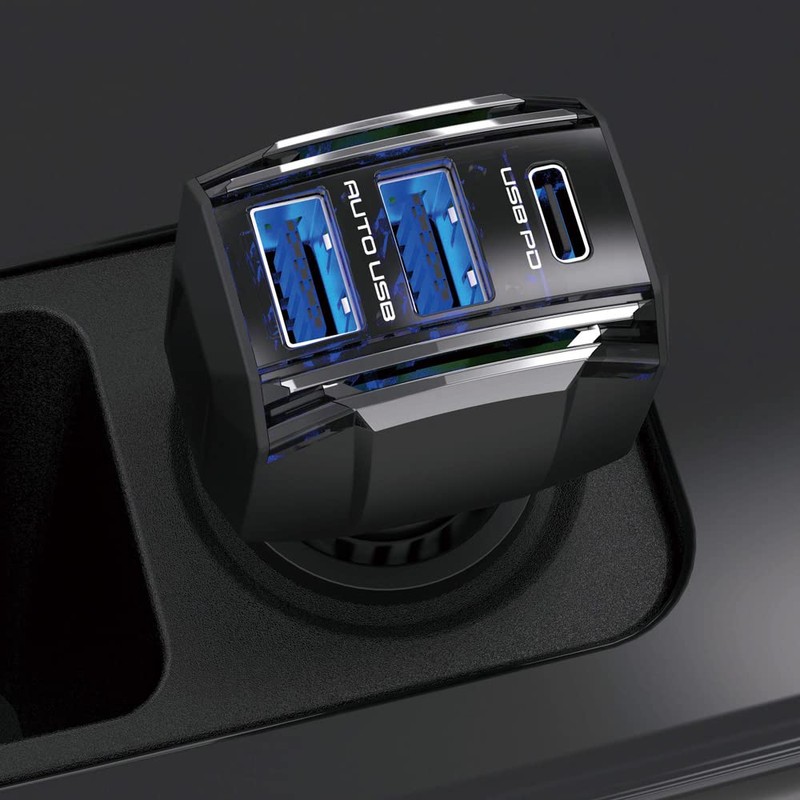 Kashimura NDC-051 High-Power USB Power Supply for Cars with USB
