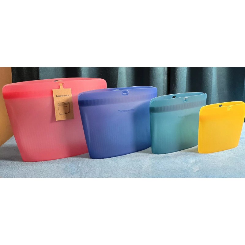 Tupperware THE ULTIMATE SILICONE BAGS SET of 4/Oven, Microwave,Free