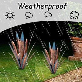 2pcs Tequila Sculpture Metal Agave Plant Home Decor Rustic Hand Painted Figurines Yard Decorations Lawn Ornaments（Multi-Color LED Solar Light ）