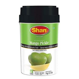 Shan Mango Pickle 35.27 oz (1000g) - Tasty Brined Pickled in Oil - Rich Blends of Spices - Perfect Accompaniment to Everyday Meals - Suitable for Vegetarians - Airtight Pet Jar
