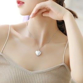 PHOCKSIN Silver Heart Locket Necklace Photo Lockets for Women with Picture inside Best Birthday Gifts for Her