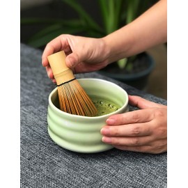 AIYICIII AIYICIII Ceramic Matcha Bowl, Handmade Japanese Green Tea Whisk Cup,Matcha Tea Bowl For Ceremony Chawan 500ml 17oz (Matcha Green)