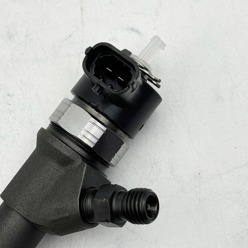 Bosch Fuel Injector 0445110217 For 2005 2006 Jeep Liberty CRD
