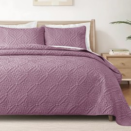 Exclusivo Mezcla Queen Quilt Bedding Set, Lightweight Soft Bedspreads Coverlets with 2 Pillow Shams, Modern Dusty Lavender Quilts Queen Full Size for All Seasons