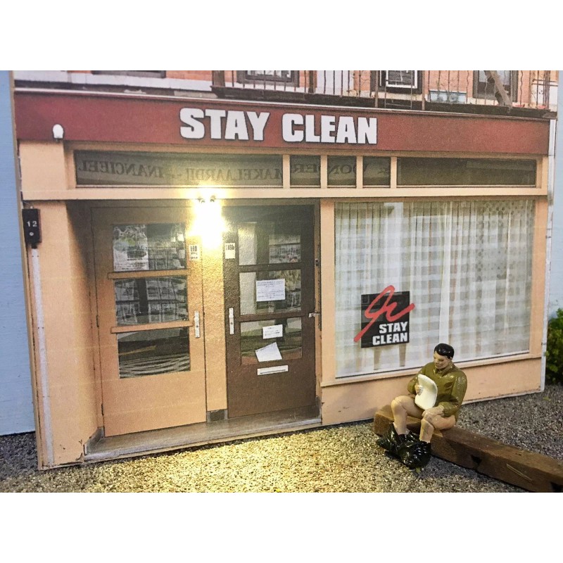 PTF DESIGNS *O Scale Scratch Built "APARTMENT #5" LED Building