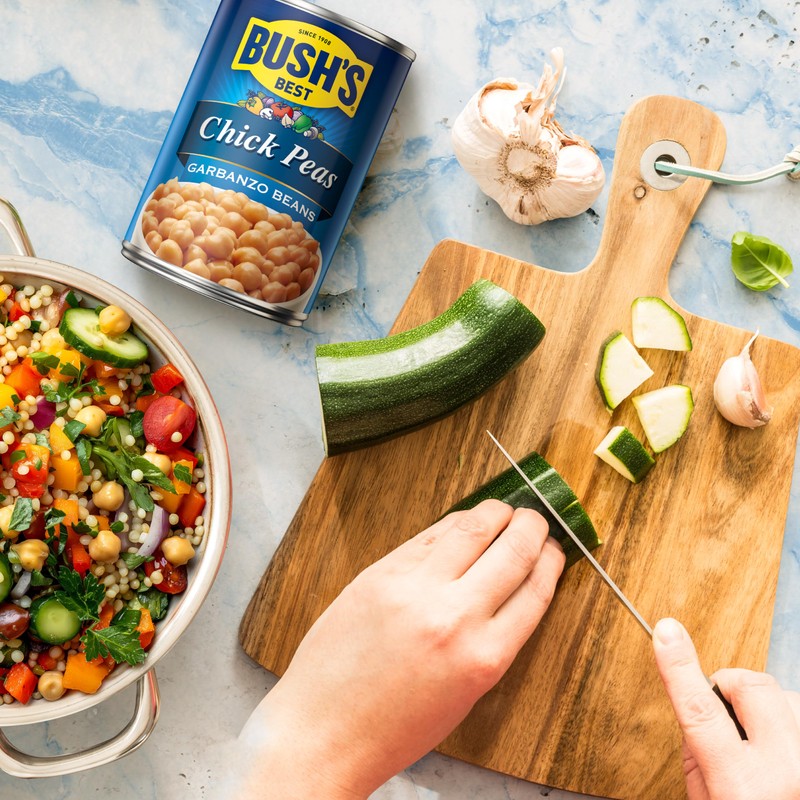 BUSH'S BEST 16 oz Canned Garbanzo Beans (Chickpeas), Source of