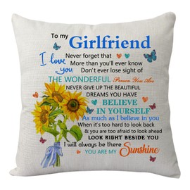 Girlfriend Pillowcase Gift from Boyfriend,Funny Gift for Her Cushion Cover for Birthday Anniversary Xmas Valentine's Day Inspirational Gift to My Girlfriend Never Forget That I Love You Pillow Cover