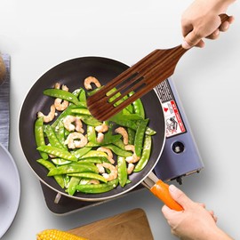 Milisten Wooden Slotted Spatula 12.2 Inch Long Handle Kitchen Shovel for Cooking Stir Fry Baking Non-Stick Kitchen Utensils Natural Wood