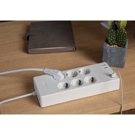 MaxTrack NW11L Smarte 6-Fach Schutzkontakt-Steckdosen-Leiste mit 4 USB-Buchsen, Timer, Smart Home, Google Assistant, Alexa, Smart Apps, Sprachsteuerung, 10 Anschlüsse, 1,7m Kabel, getrennt schaltbar