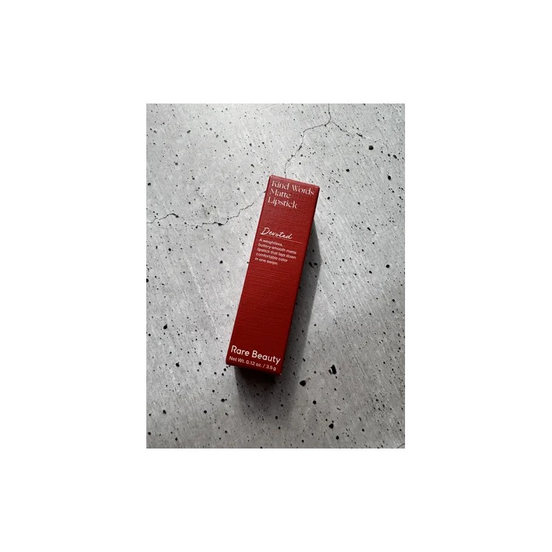 Lápiz Labial Mate de Larga Duración | Rare Beauty Kind