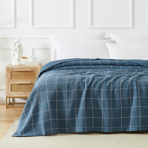 Southshore Fine Living, Inc. Checkered Blanket Queen Size or Full