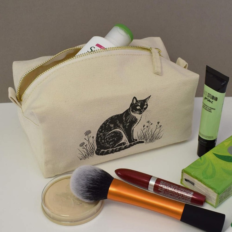 'Cat in Garden' Canvas Wash Bag/Makeup Case (CS00041381)