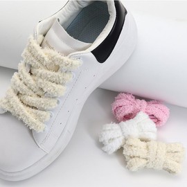 WANYI Plush Lacing 2 Pairs 1 cm Wide Plush Shoelaces Fluffy Laces Flat Double Layer Fuzzy Shoe Laces for Trainers Sports Shoes Canvas Shoes, White