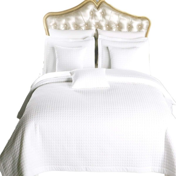 Checkered Style Soft and Plush Coverlet, 3PC Set Stiched Filled Bedspread, Extra Soft Bed Cover, Checkered Pattern Quilted Bed Quilt, White, Queen