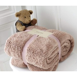 Kinfolk Textile Teddy Fleece Throw Blanket Soft Warm Cuddly Sofa Bedspread Travel Plush Throw (Mink, Single - 100 x 150 cm)