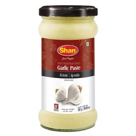 Shan Garlic Paste 24.69 oz (700g) - Traditional Taste Enhancing Cooking Paste from Fresh Ground Garlic - Suitable for Vegetarians - Airtight Glass Jar