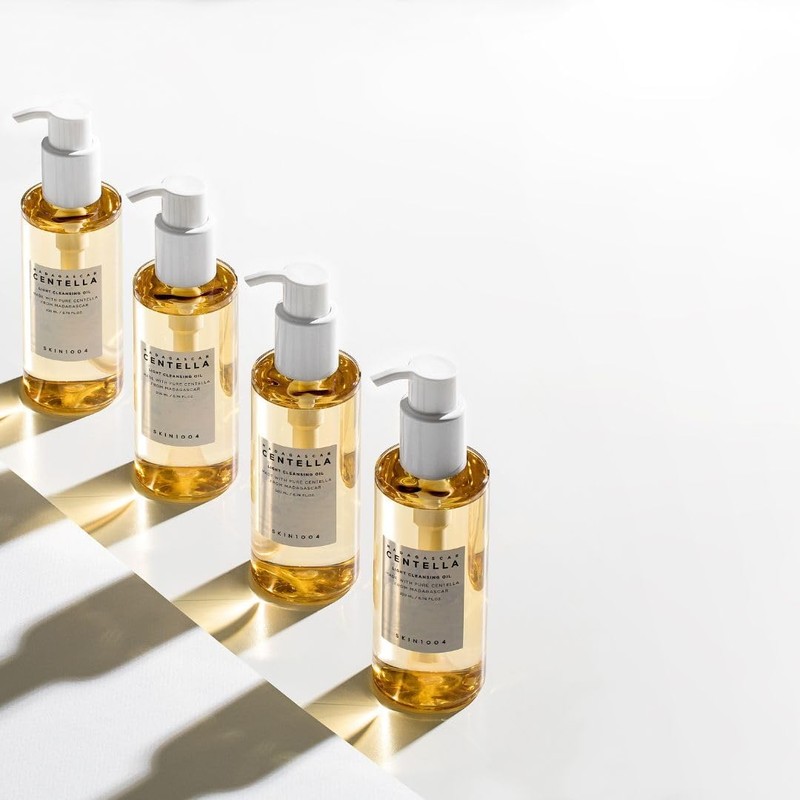 SKIN1004 Madagascar Centella Light Cleansing Oil 30ml