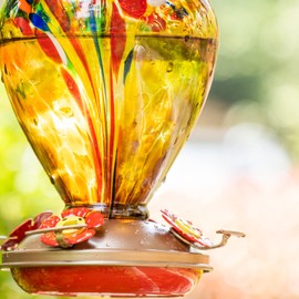 LaElvish Garden 2 Packs Hummingbird Feeder for Outdoors Hanging Ant and Bee Proof, 34OZ 32OZ Hand Blown Glass Hummingbird Feeders for Outside (Yellow & Blue)