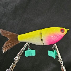 5 Inch Glide Bait with Brush Tail and VMC Treble Hooks - Color: Pink Lemonade