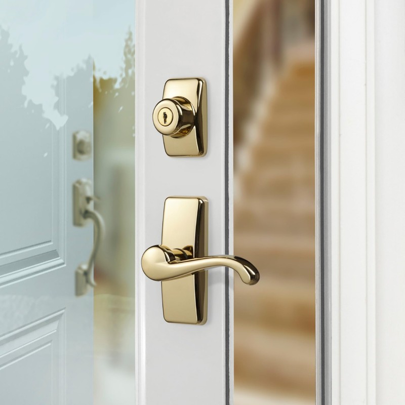 Ideal Security GL Door Lever Set with Keyed Deadbolt Lock