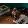 HDMbigmi King's Guard Knight Pen Holder Pen Stand Desk Organizers