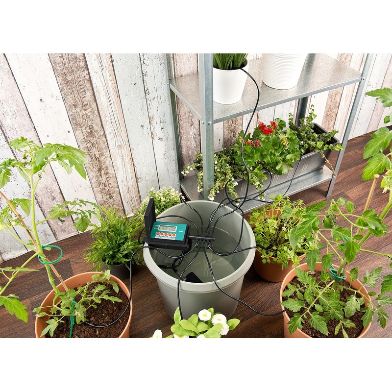 Royal Gardineer Watering System: Automatic Holiday Watering System for 10 House