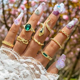 Caiguoer 8Pcs Vintage Snake Rings Set Serpent Stacking Rings Imitation Gemstone Ring Jewelry for Women and Grils