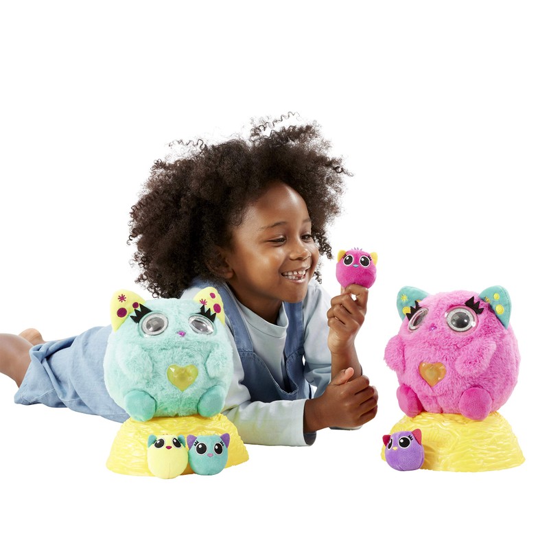 Nestlings Interactive Pet and Babies with Lights and Sounds