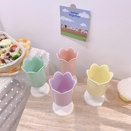 Pen Holder for Desk, Plastic Tulip Pen Holder Girl Small Makeup Box Cute Stationery Organizer Pencil Stand Case Pencil Cups Desktop Decoration Pencil Holders Office and School Supplies (Green)