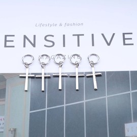 Allereya Vintage Cross Hair Braid Rings Silver Dreadlocks Cross Braid Hair Rings Clips Tiny Cross Pendant Hair Cuff Decoration Clip Dreadlock Hair Accessories for Women and Girls 5Pcs (Silver Cross)