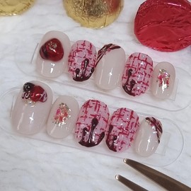 Melted heart handmade nail tip - short oval / 녹아든 하트 수제네일팁 - 숏오벌