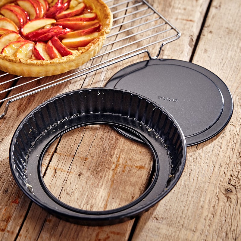 Stellar SB79 Non-Stick 8" Flan Tin with Fluted Sides and