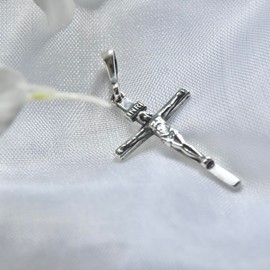 925 Sterling Silver Cross Pendant INRI Jesus Christ Crucifix Religious Unisex