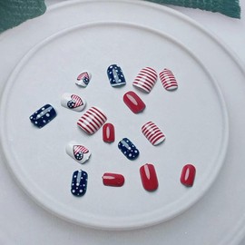 Independence Day Press on Nails American Heart Flag Polka Dots Stripes with Design Short Square Fake Nails 4th of July Glue on Nails Glossy Solid Color False Nails Stick on Nails for Women Girls 24Pcs