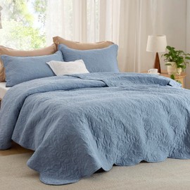 Bedsure King Size Quilt Bedding - Ultra Soft Pre-Washed Bedspread - Mineral Blue Coverlet Bedding with 2 Pillow Shams - Lightweight Summer Comforter with Leaf Design 106x96 Inch
