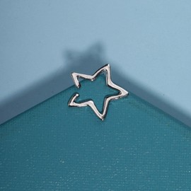 Yheakne Boho Star Cuff Earrings Silver Star Hoops Earrings Hollow Star Clip on Earrings No Piercing Earrings Jewelry for Women (Silver)