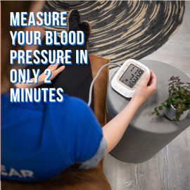 Silvergear® Blood Pressure Monitor Upper Arm Fully Automatic Digital Upper Arm Blood Pressure Monitor with Pulse Measurement and Voice Output 23-33 cm Cuff Smart Blood Pressure Monitor