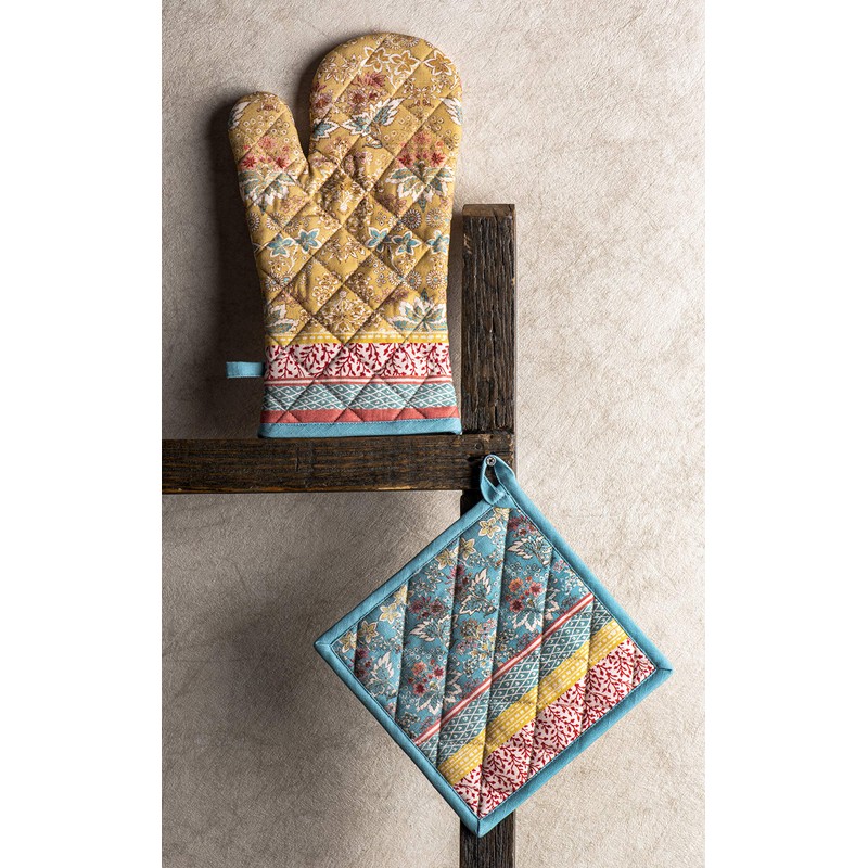 Maison d' Hermine Spring/Summer Set with Oven Gloves and Pot