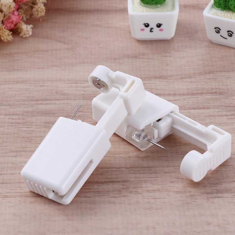 2Pcs Self Ear Piercing Kit, Disposable Sterile Ear Piercing Kit,