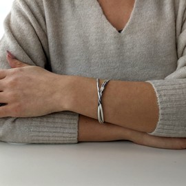 Silverly 925 Sterling Silver Triple Russian Wedding Bangle - Interlocking Stacking Bangles for Women Solid 925-18th Birthday Gift - Classic Set of Bracelets for Teenage Girls - Well Done Gifts