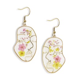 JeanBeau Pressed Flower Abstract Face Art Daisy Earrings for Women Unique Resin Flowers Gold Teardrop Dangle Drop Nature Light Beige Pink Floral Earings Fashion Jewelry