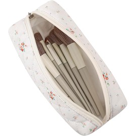 HHQQWZ Cute Floral Cotton Makeup Brush Cosmetic Bag for Women, Travel Quilted Zipper Make Up Bag, Flowers Toiletry Organizer Case Kawaii Makeup Cosmetic Travel Cloth Pouch (White Small Flower)