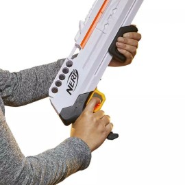 NERF Gun: Ultra Three Blaster Pump-Action 8 Ultra Dart Gun Brand New in Box