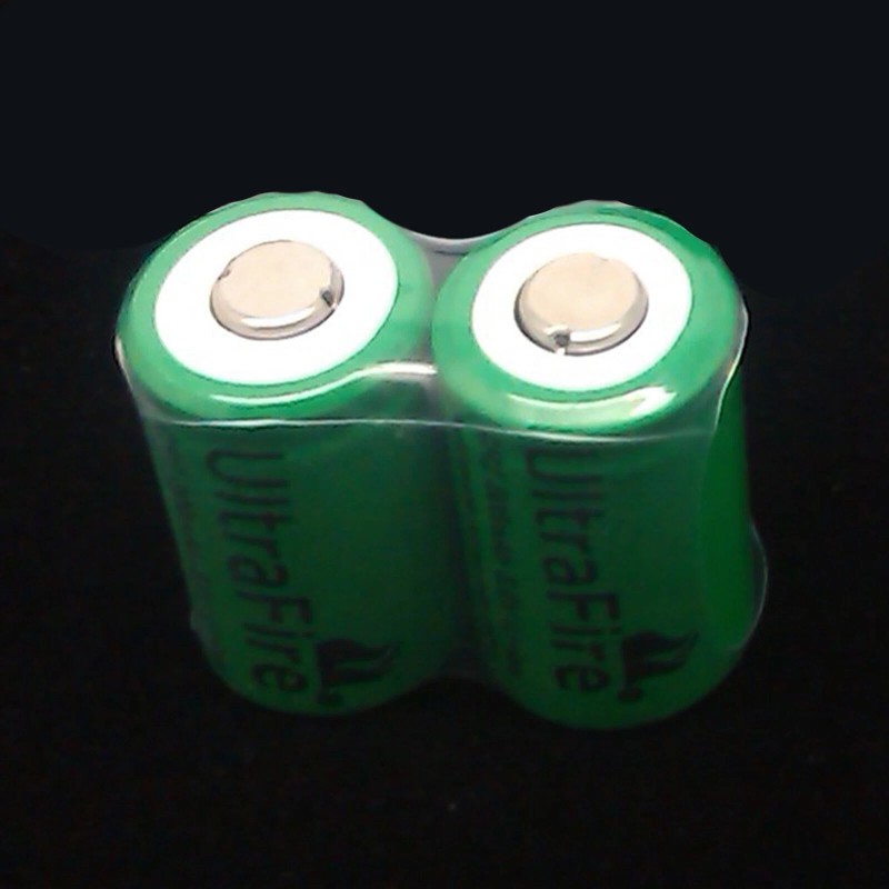 UltraFire 2 PC UltraFire CR2 800mAh 3.0V Li-ion Rechargeable Battery