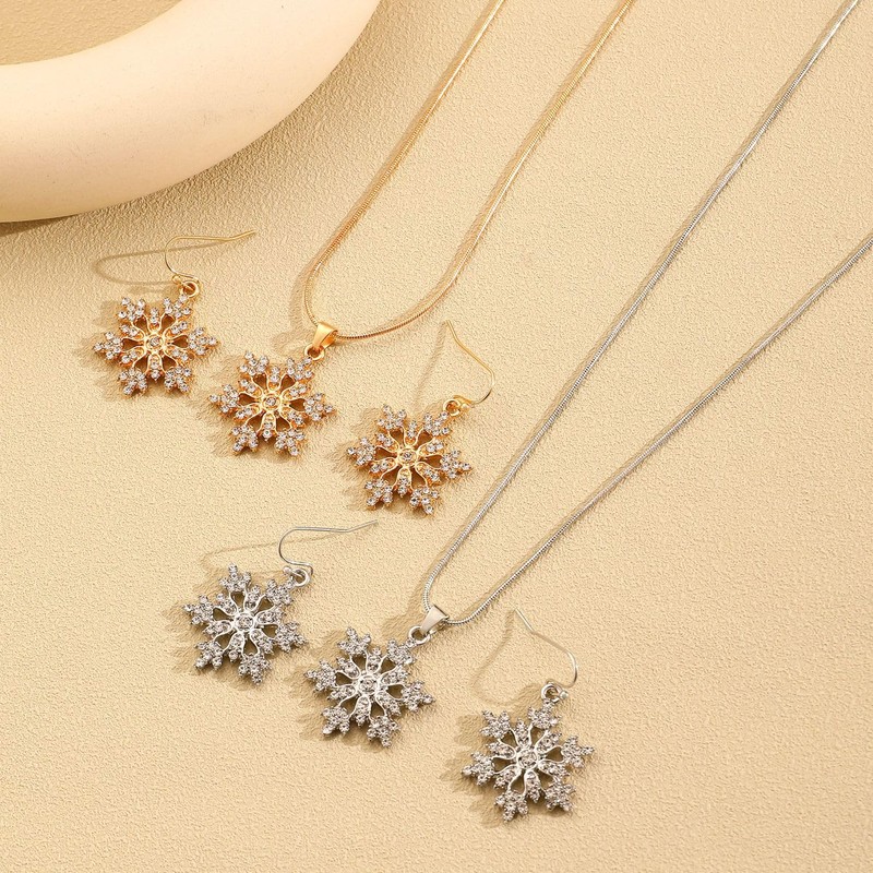 Crystal Snowflake Necklace with Earrings Set Women Sparkly Snowflower Pendant