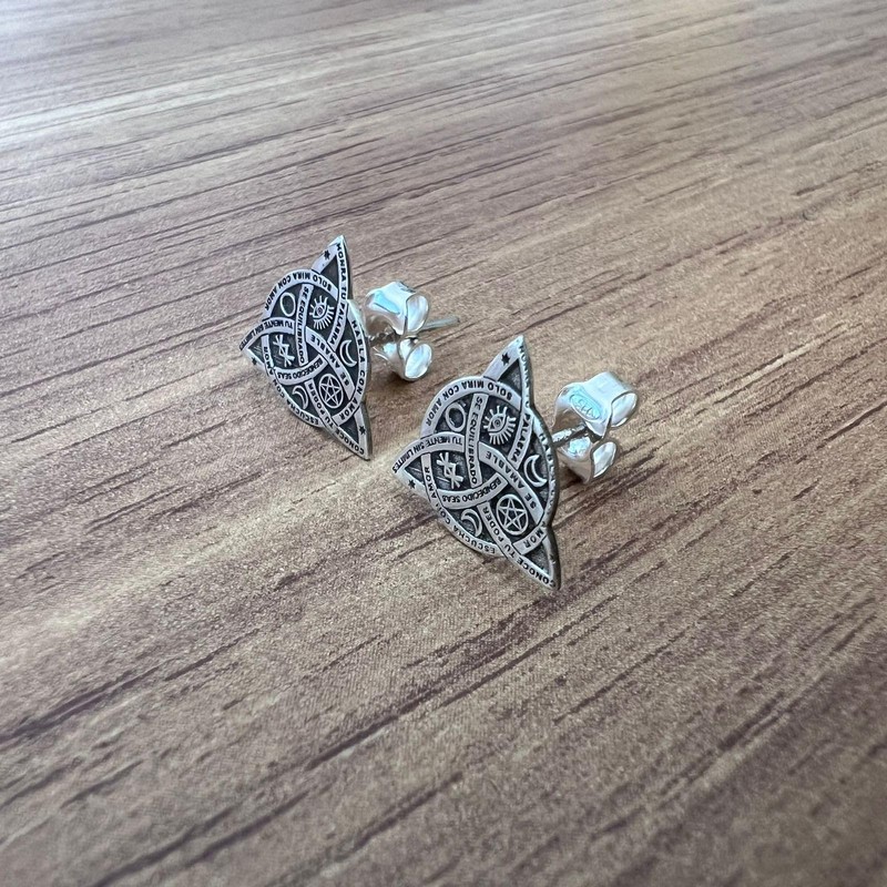 Agálea | Aretes tipo Broquel de Plata de Ley .925