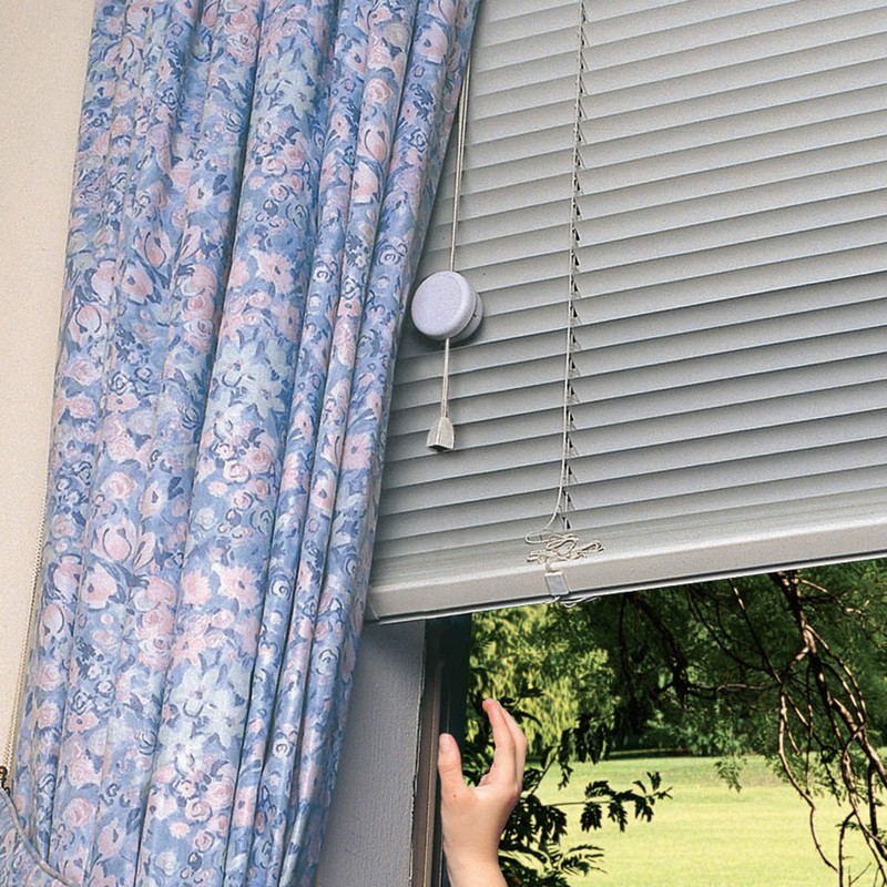 Dreambaby Blind Cord Wind Ups – Safety Wraps for Dangling