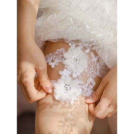 Formery Wedding Flower Garters White Lace Bridal Leg Garter Set Rhinestone Elastic Adjustable Leg Band Party Prom for Bride and Bridesmaid(2PCS)…