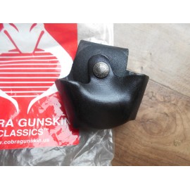 NYC Law Enforcement /Security Carry Pouch Fpr Standard Size Handcuffs C12