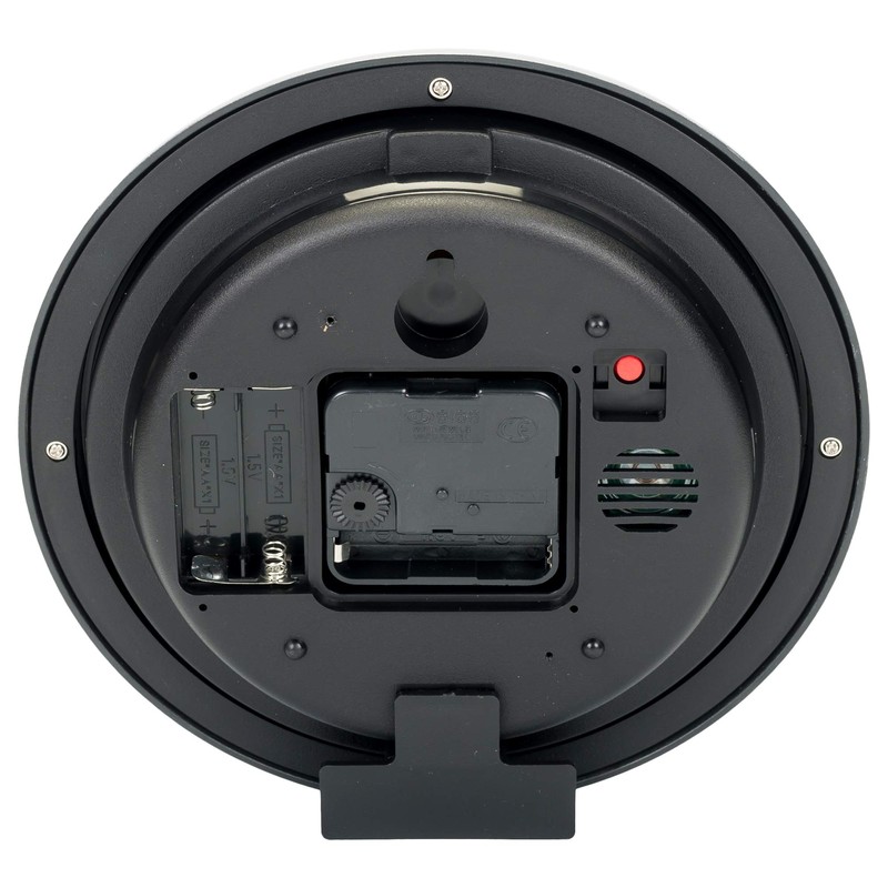 Snowman Family Winter Wonderland Round Silvertone Framed 8 Inch Musical